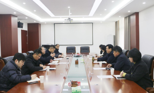 万博科技职业学院与寿县新桥国际产业园管委会召开专题座谈会